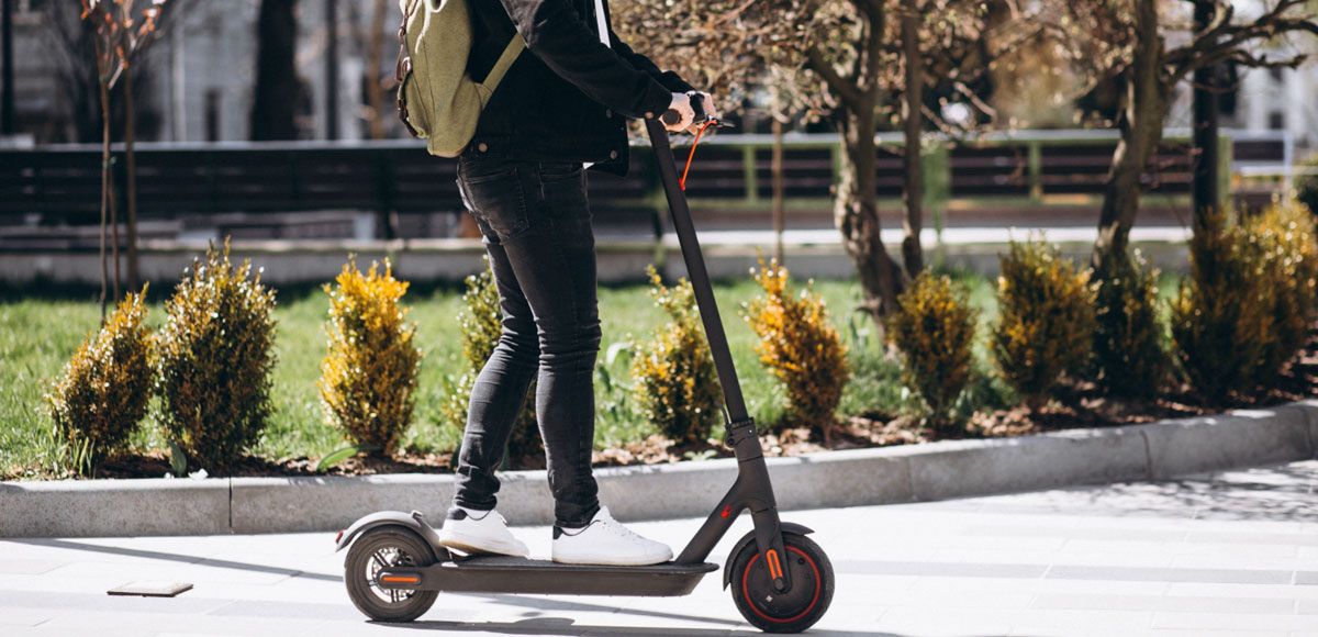 Patinetes eléctricos: recomendaciones preventivas y normativa de  circulación - Egarsat