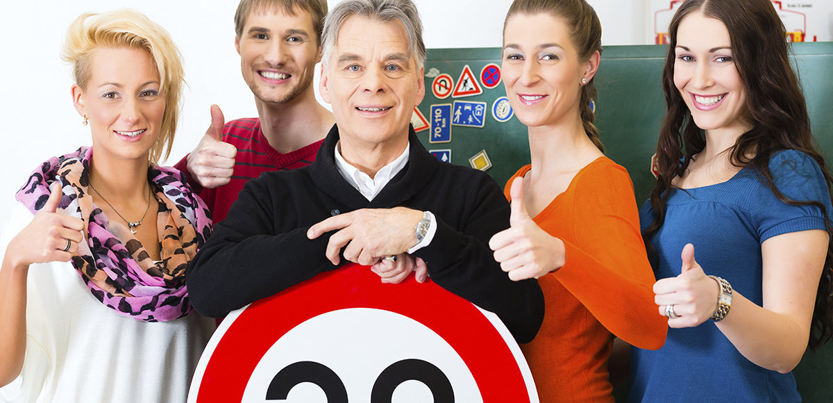 Cursos para recuperar puntos Toda la información Especialistas en seguros de moto Pont Grup Cursos para recuperar puntos Toda la información Especialistas en seguros de moto Pont Grup