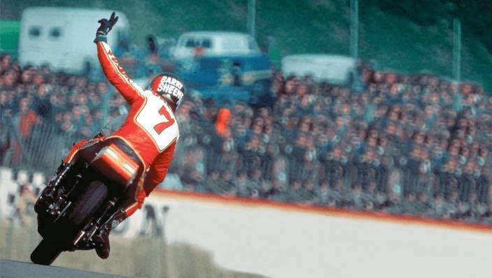 El primer saludo motero, Barry Sheene