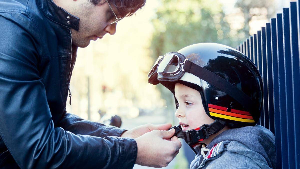niños en moto, cómo llevarlos