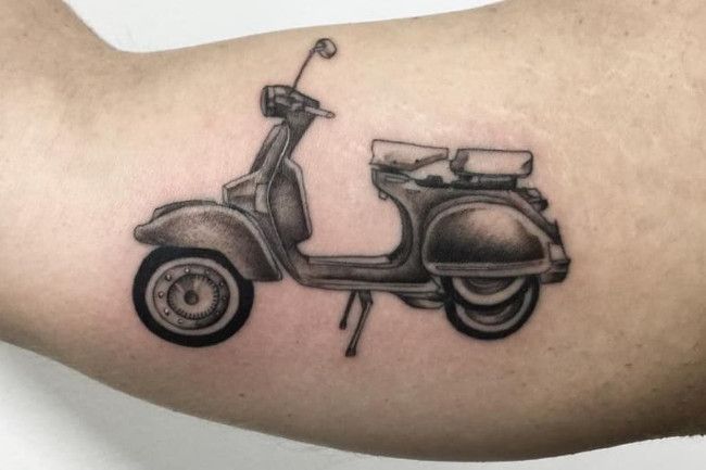 Tatuajes de motos Vespa