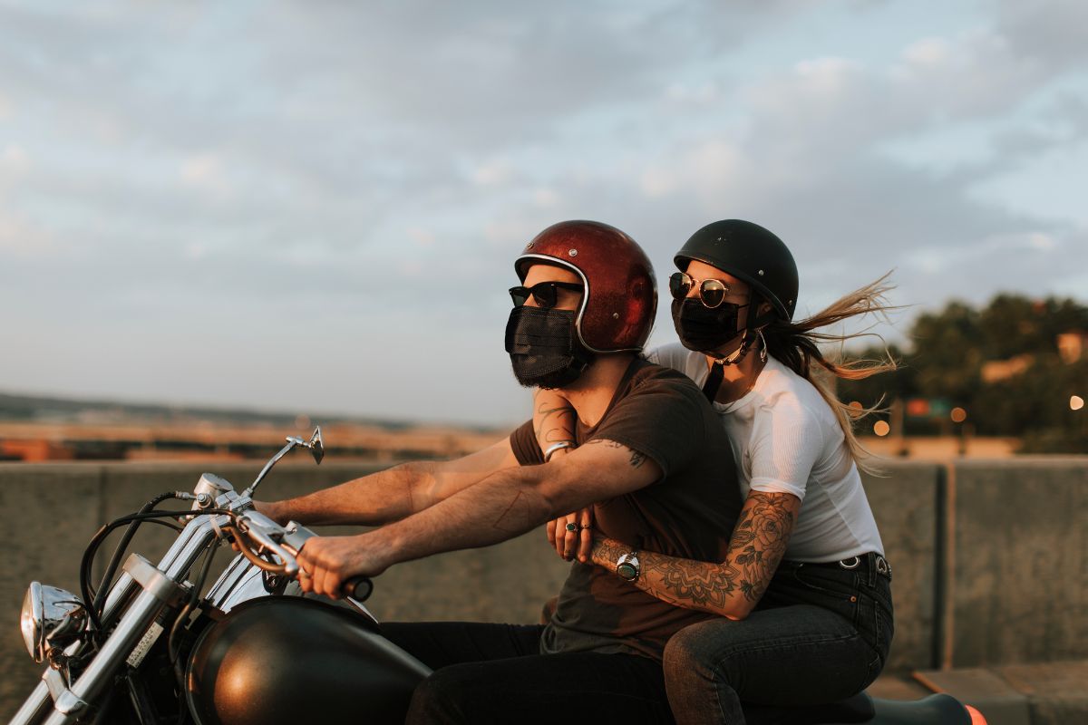 viaje en moto con acompañante - pont grup