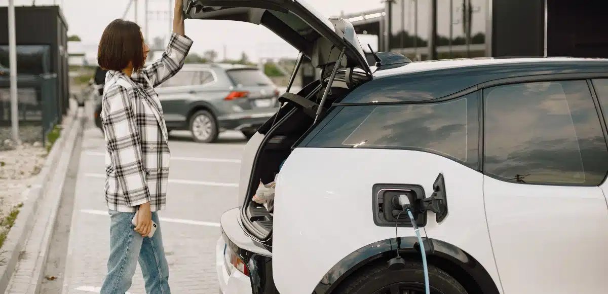 Cuánto cuesta cargar un coche eléctrico