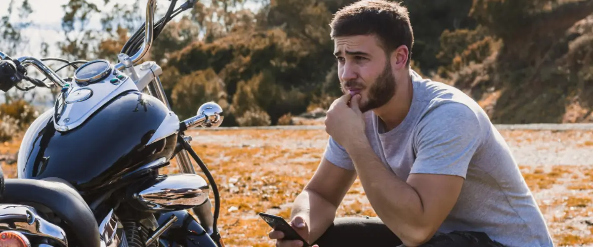 una motocicleta puede disponer de señal de emergencia